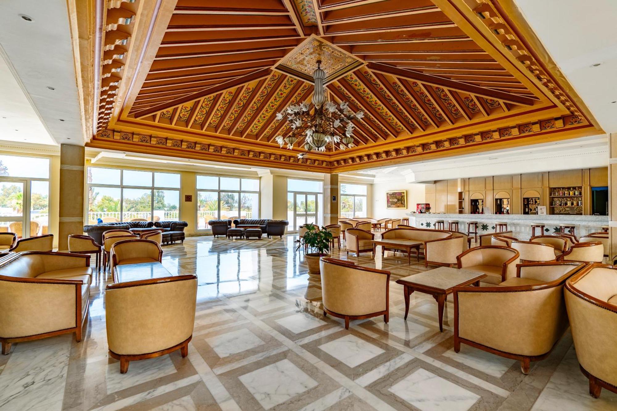 Iris Hotel & Thalasso 迈来亚 外观 照片