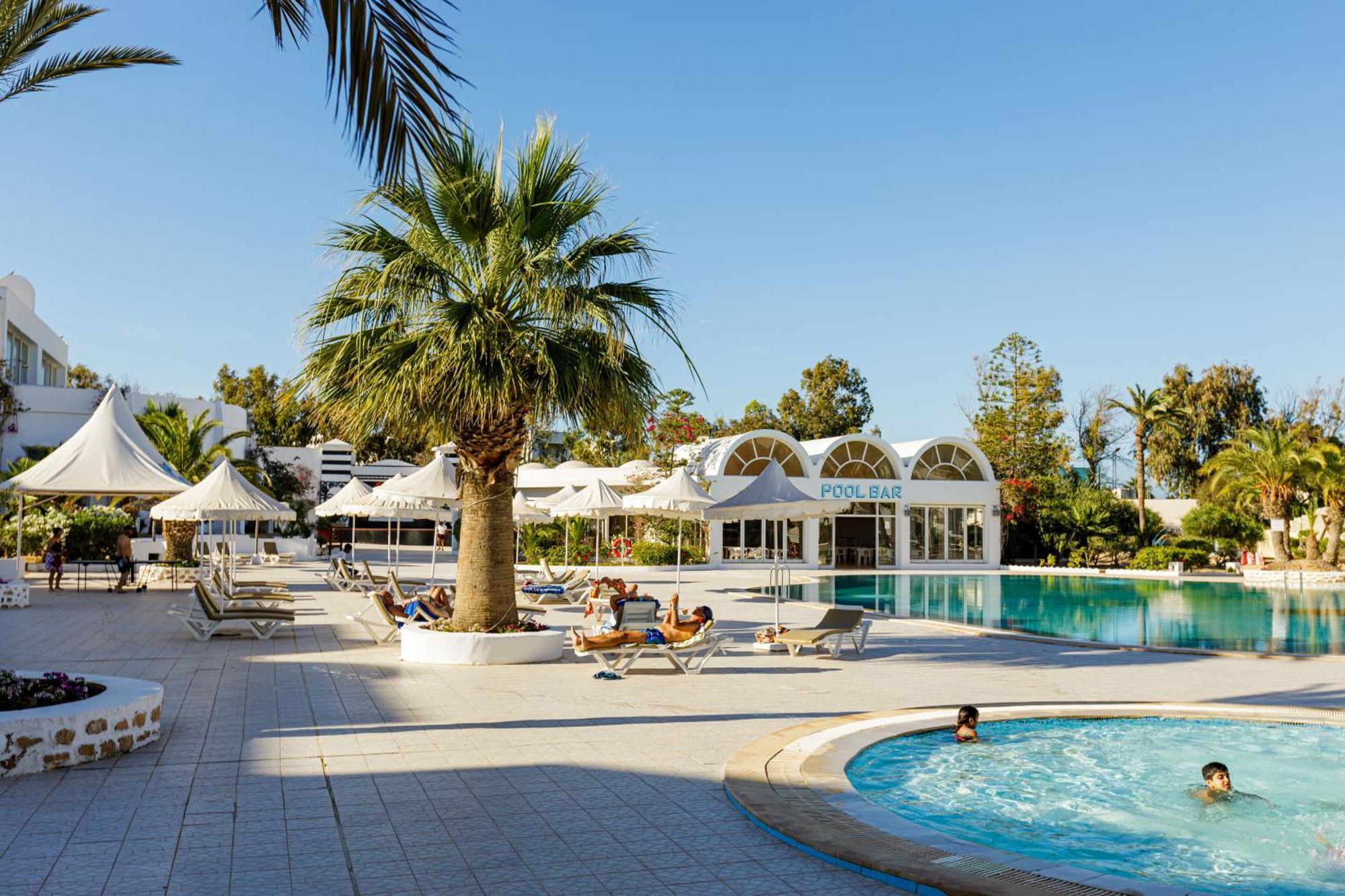Iris Hotel & Thalasso 迈来亚 外观 照片