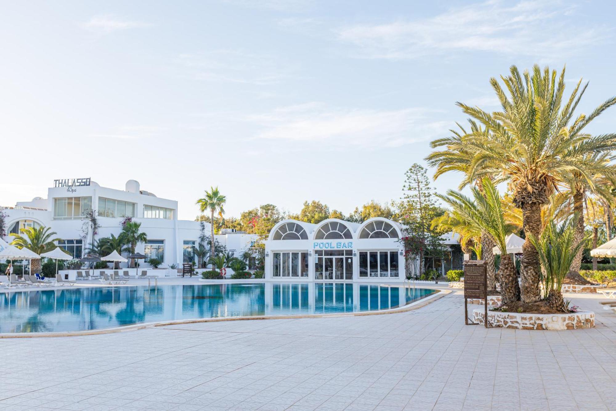 Iris Hotel & Thalasso 迈来亚 外观 照片