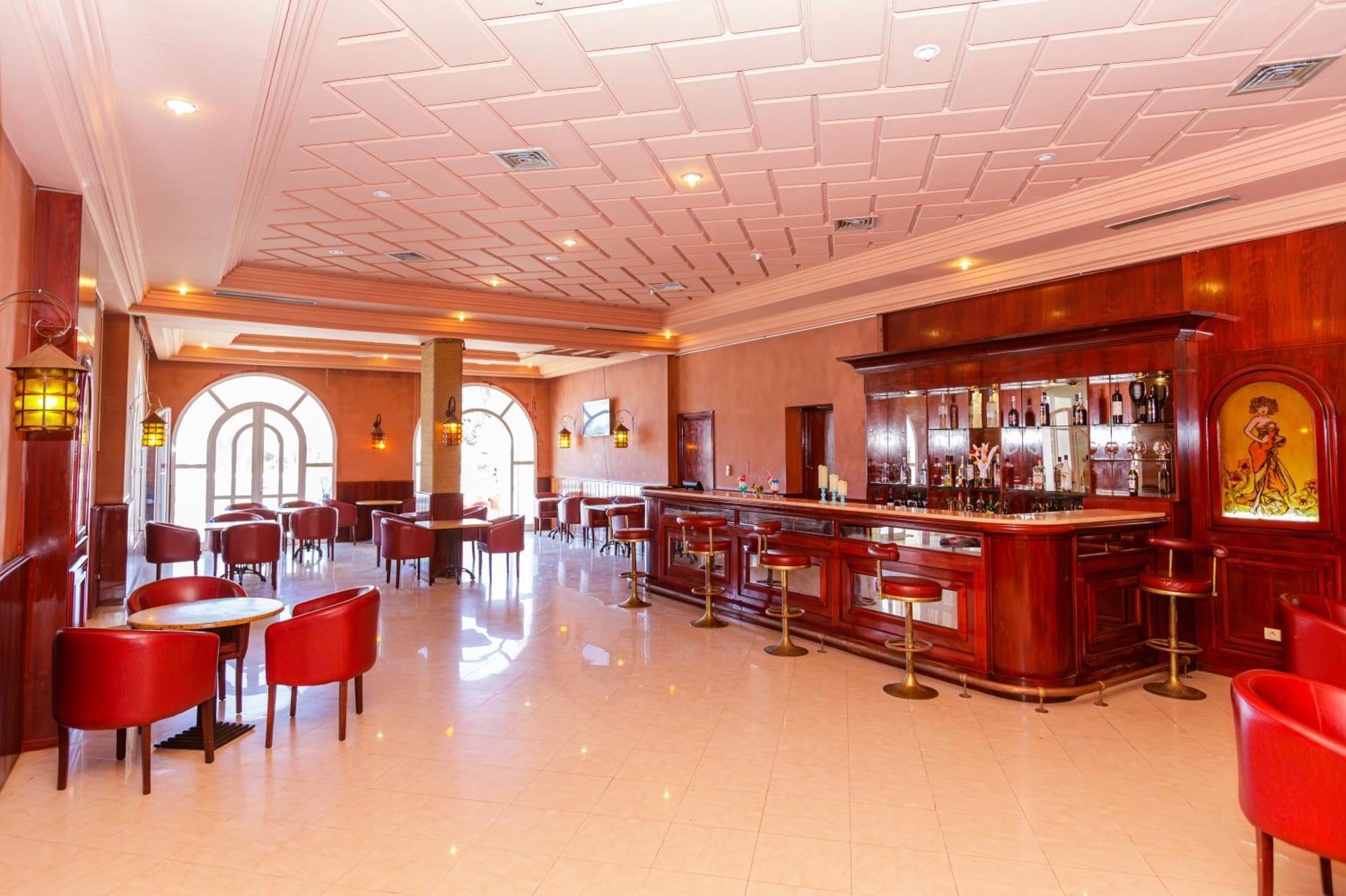 Iris Hotel & Thalasso 迈来亚 外观 照片