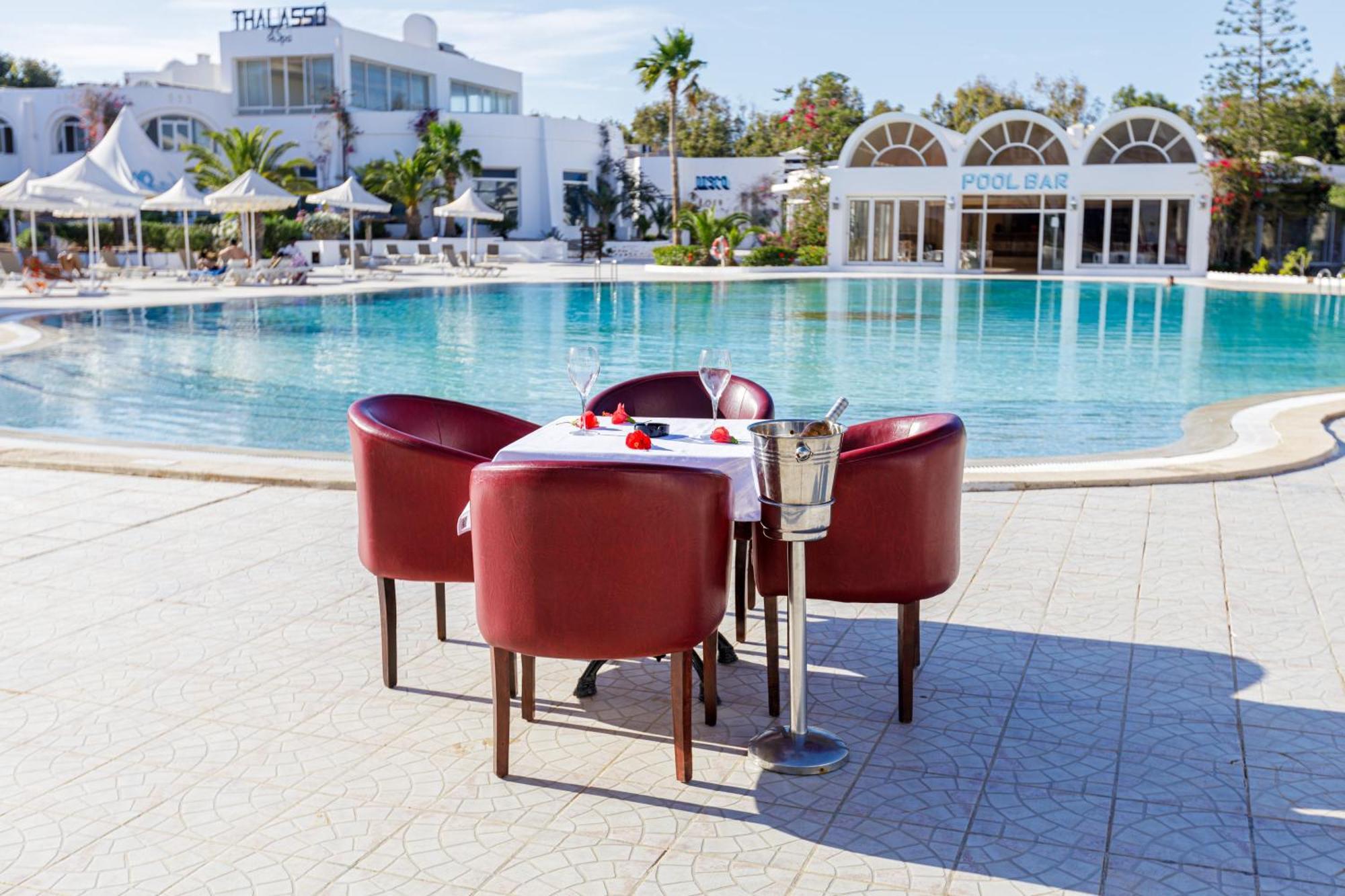Iris Hotel & Thalasso 迈来亚 外观 照片