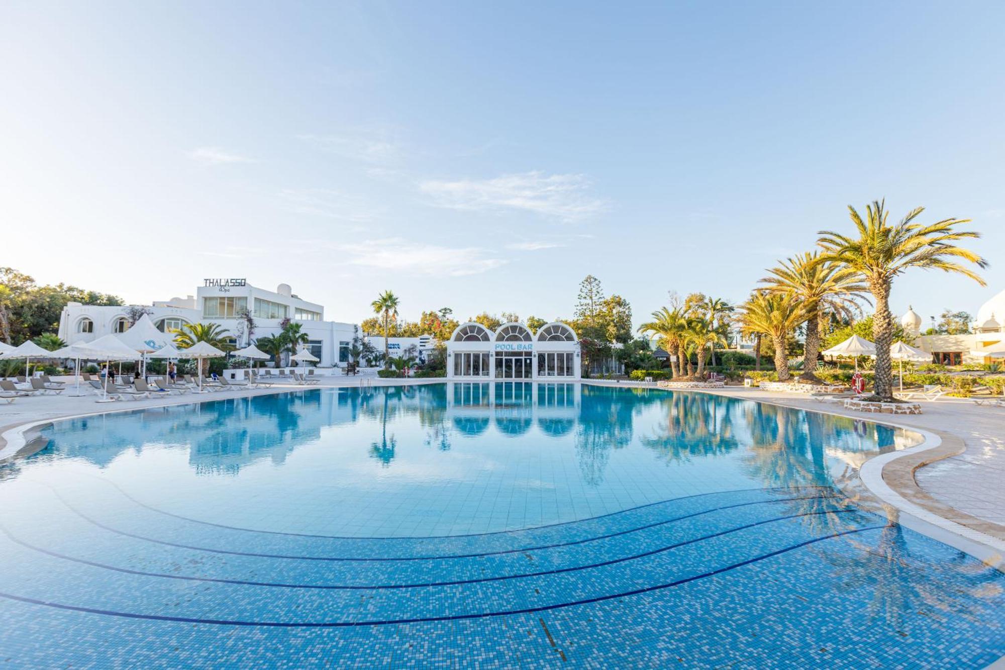 Iris Hotel & Thalasso 迈来亚 外观 照片